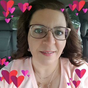 Meet your Posher, Debbie